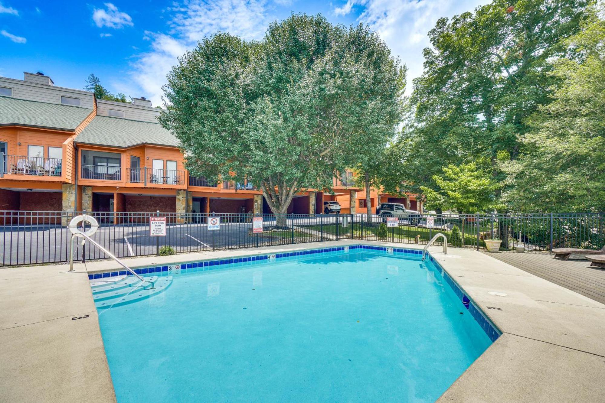 Gatlinburg Mountain Townhome With Pool Access! Kültér fotó